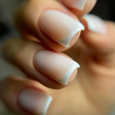 Маникюр и педикюр #70